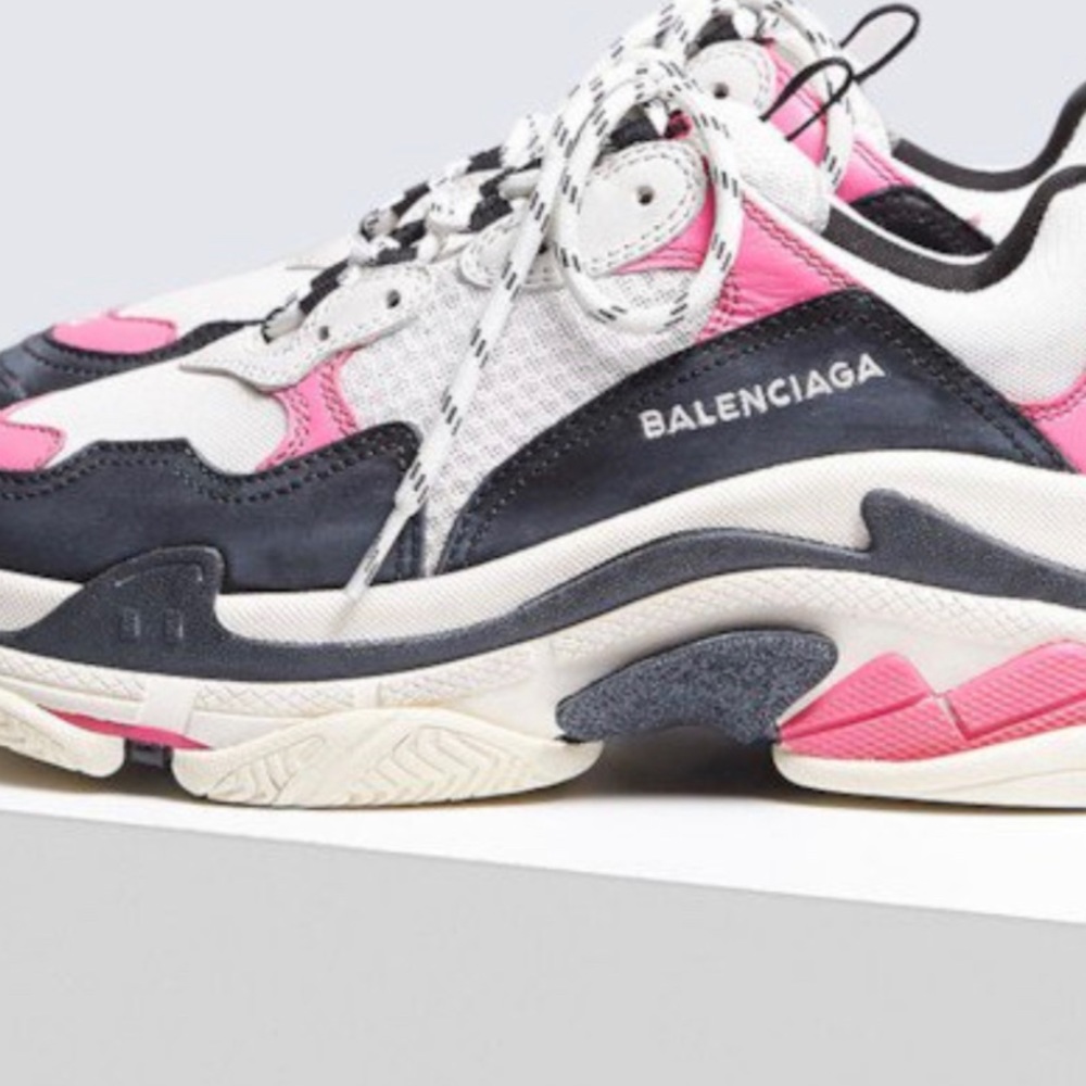Balenciagas Triple S black and pink 39